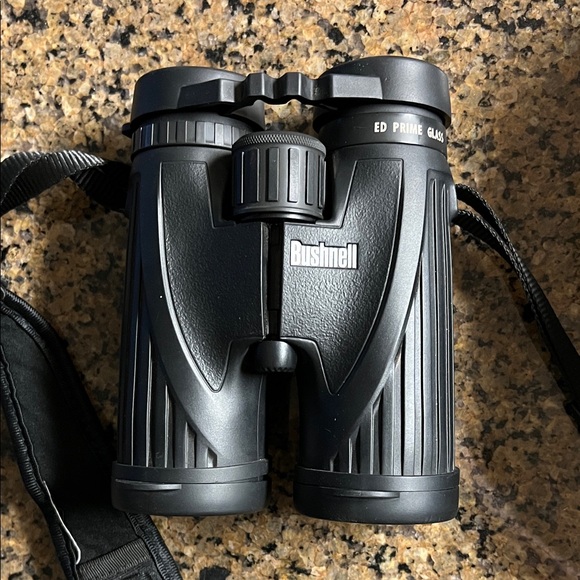 Bushnell Black Binoculars with Case - Picture 3 of 3